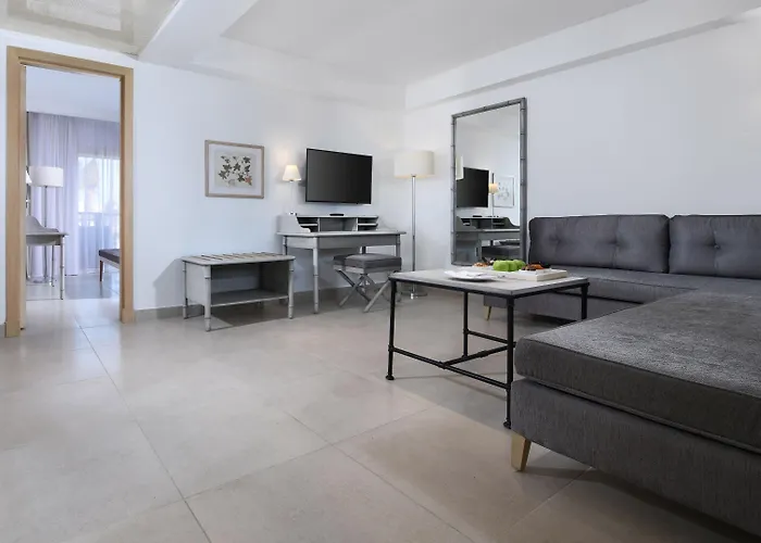 אתר נופש Jaz Elite Casa Del Mar הורגהדה